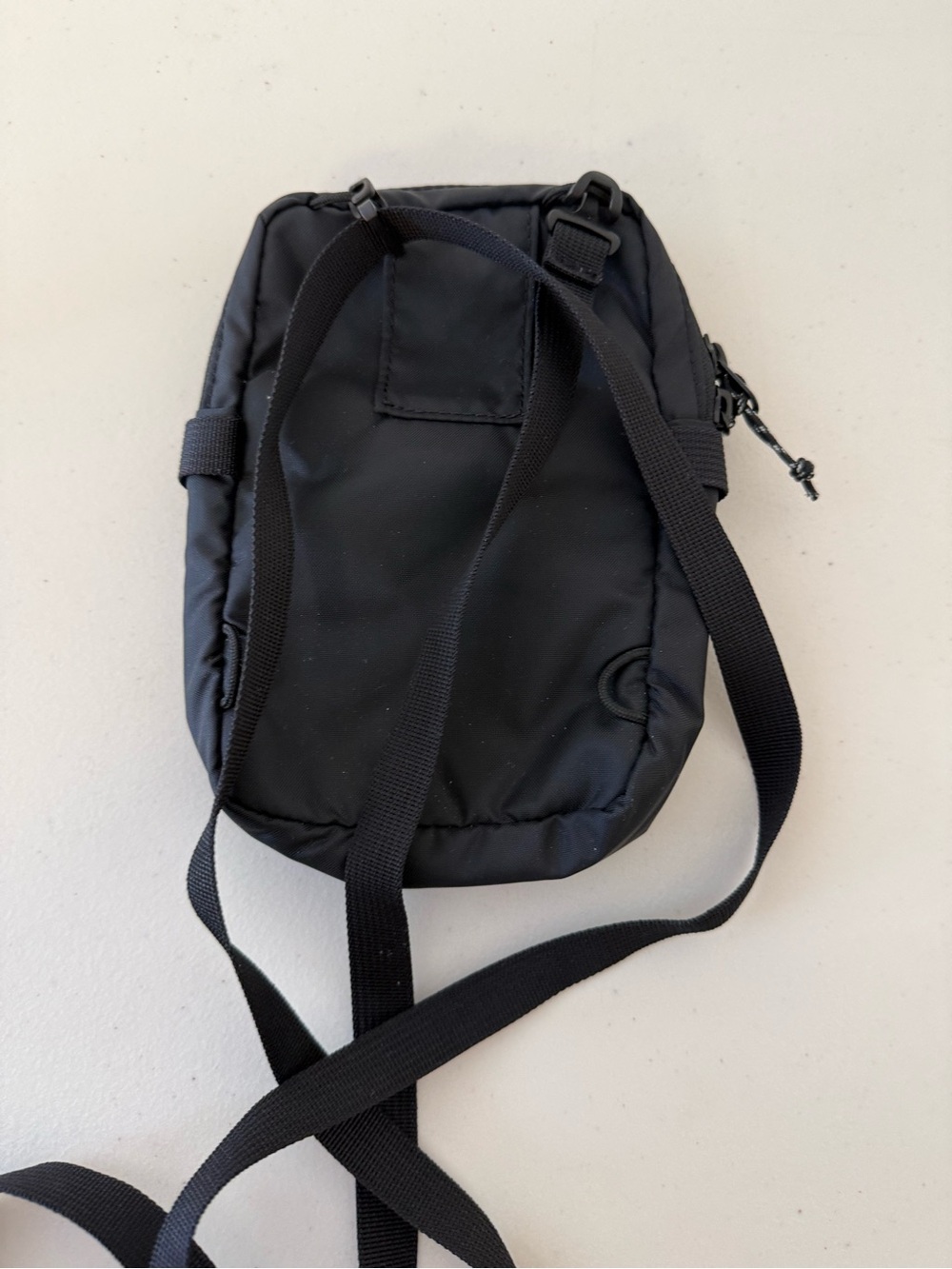 Fjallraven High Coast Pocket Black Mini Crossbody Travel Bag - Picture 7 of 11